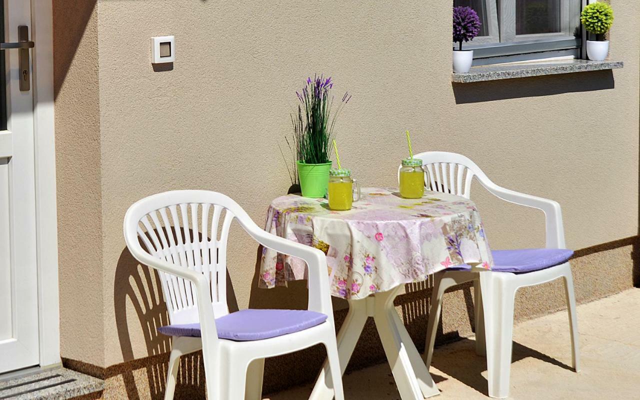 Studio Apartman Nicol Apartment *